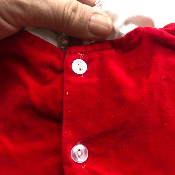 Vintage Red Velvet Baby Dress with Lace Collar - Picture 7 of 8
